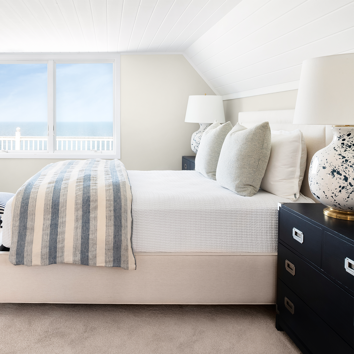 Coastal style bedroom by Jamie Merida Interiors