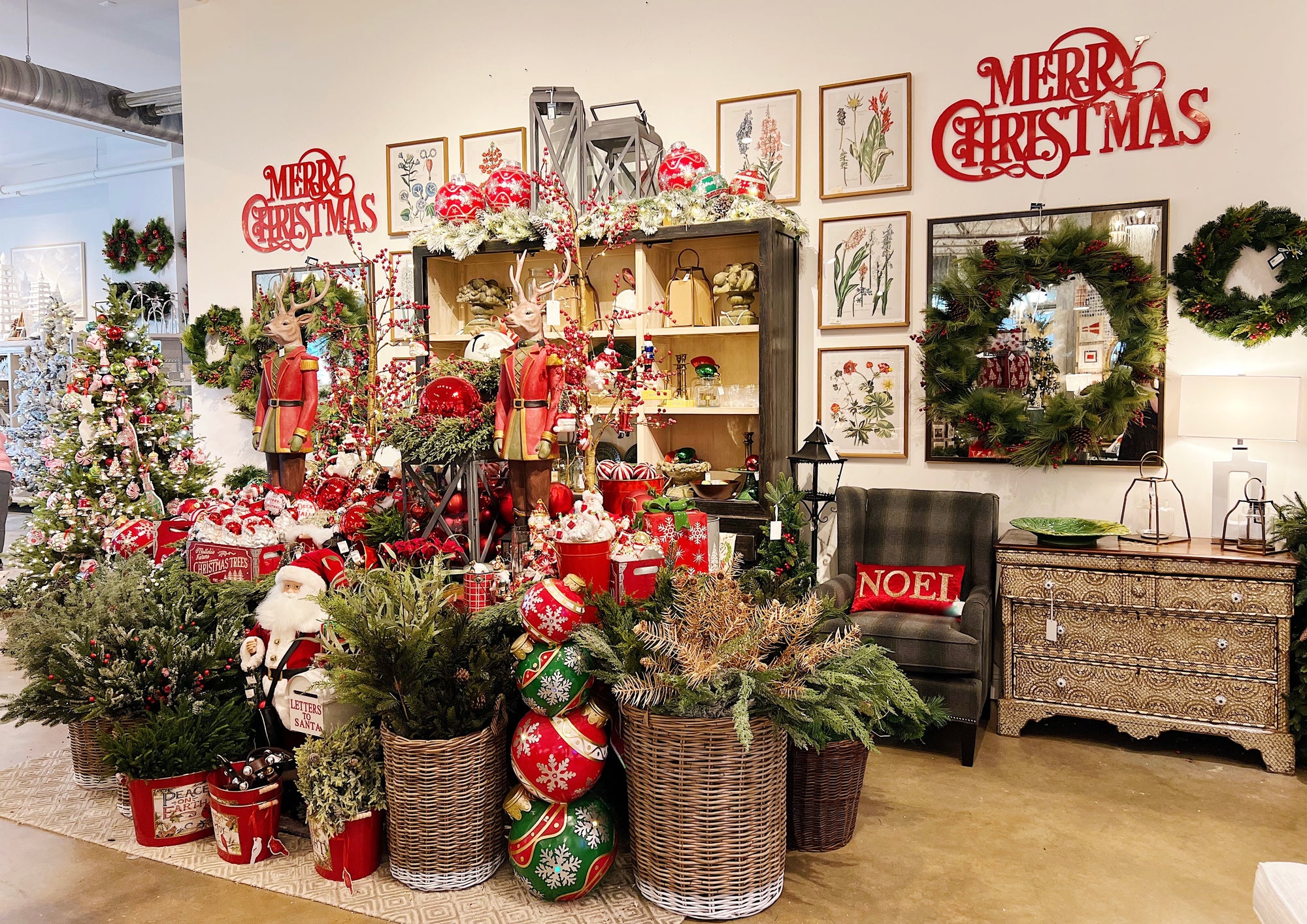 BOUNTIFUL HOLIDAY: Events, Store Sneak Peeks And More!